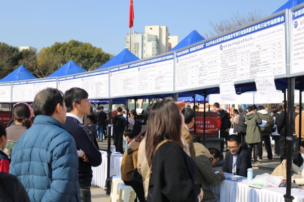 赤峰科目三主播招聘電話查詢-第1張圖片