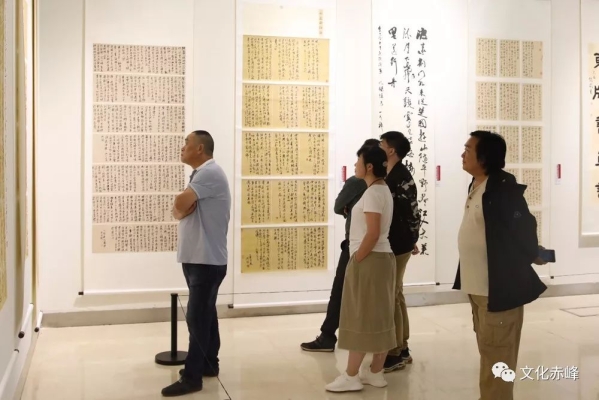 赤峰美術(shù)館招聘信息電話號碼-第1張圖片