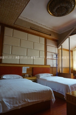 赤峰順發(fā)旅館電話是多少號-第1張圖片