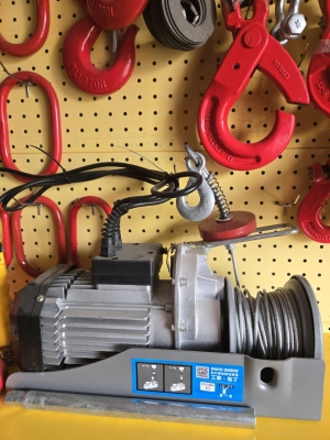 赤峰小型吊機(jī)批發(fā)電話號(hào)碼-第1張圖片