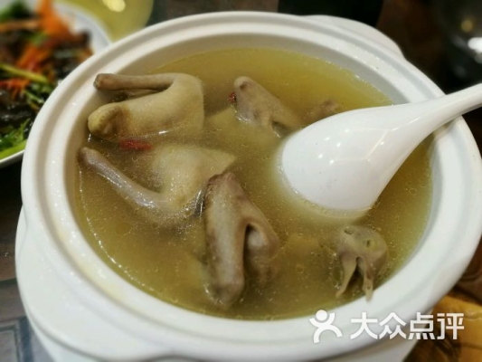 赤峰傳奇海鮮訂餐電話多少號(hào)-第1張圖片