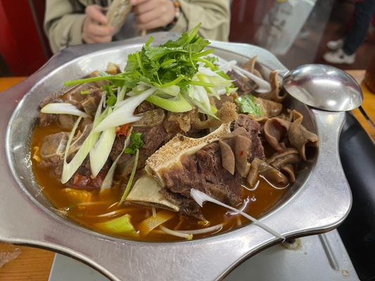 赤峰怪味牛骨頭店電話地址查詢-第1張圖片