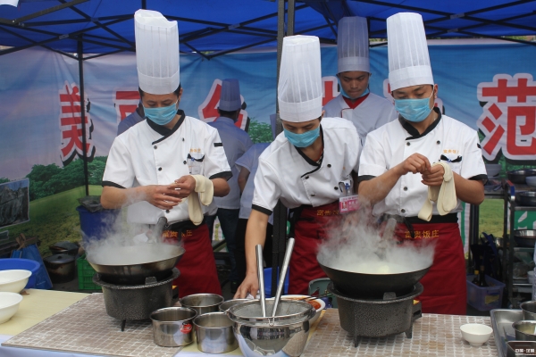 赤峰千香調(diào)料店地址電話號碼-第1張圖片