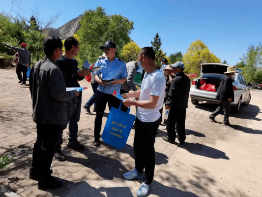 赤峰煙草物流電話是多少號(hào)-第1張圖片