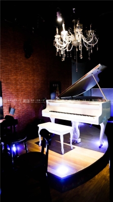 赤峰同濟酒吧電話多少號碼-第1張圖片