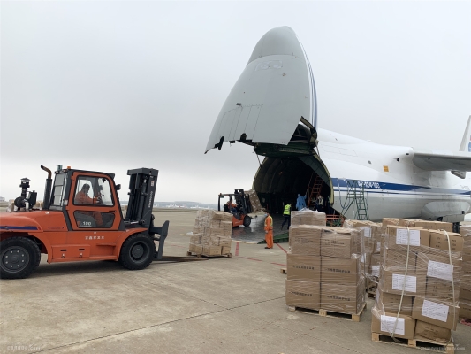 赤峰尖峰裝卸隊電話號碼-第1張圖片