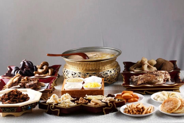 赤峰蒙裝服裝店電話號(hào)碼-第1張圖片