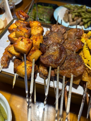 赤峰街烤羊腿電話地址查詢(xún)-第1張圖片