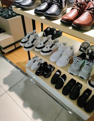 赤峰敖漢修鞋店電話號(hào)碼-第1張圖片