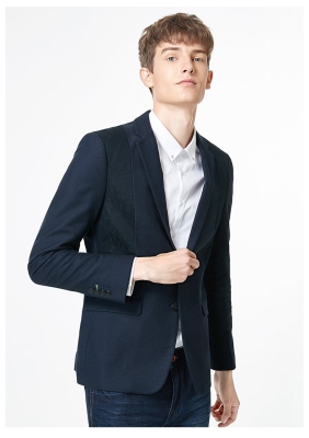 赤峰暗紋西服定做公司電話號(hào)碼-第1張圖片