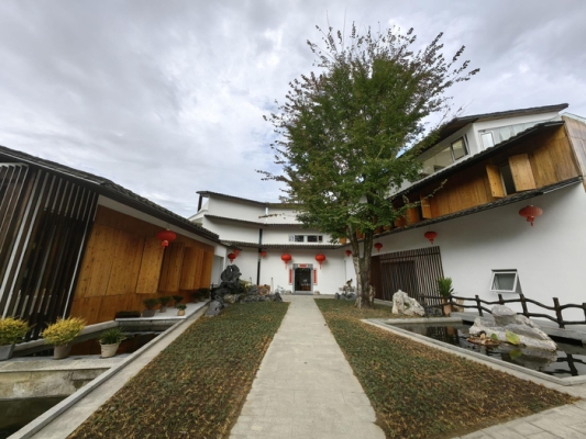 赤峰樺木溝民宿推薦電話多少-第1張圖片