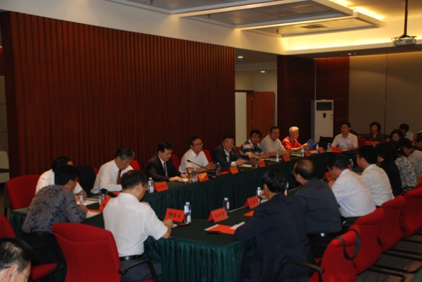 赤峰學(xué)院讀書館電話號碼是多少-第1張圖片