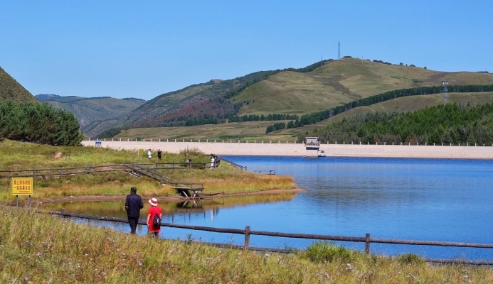 赤峰哪有泳游班啊電話號碼-第1張圖片