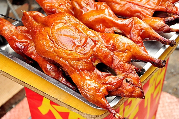 赤峰藍(lán)弦子燒烤店電話號碼-第1張圖片