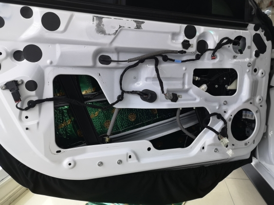 赤峰汽車頂棚改裝電話號碼-第1張圖片