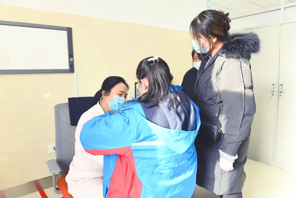 赤峰市市醫(yī)院兒科電話號碼-第1張圖片