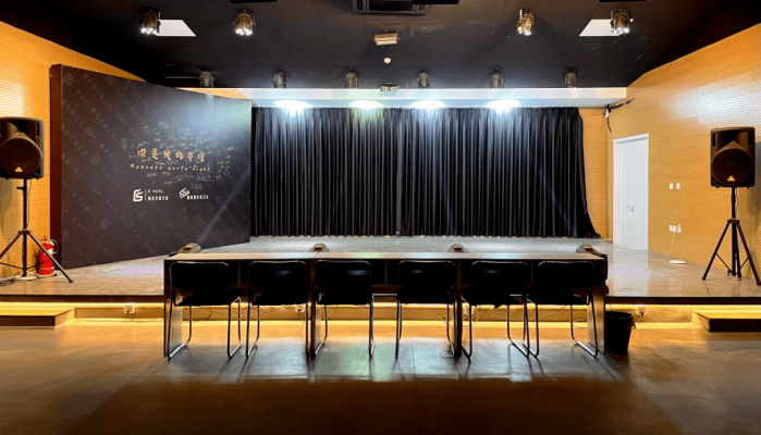 赤峰市鴻鵠傳媒招聘電話號(hào)碼-第1張圖片