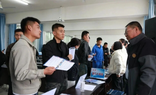 赤峰演員公司招聘電話(huà)是多少號(hào)-第1張圖片