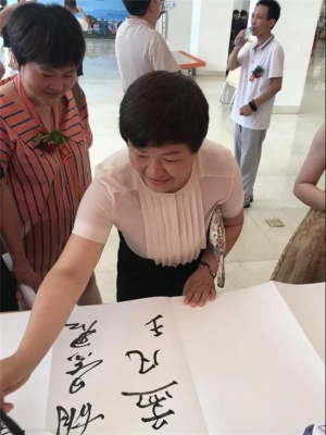 赤峰美術(shù)培訓(xùn)班報名電話號碼-第1張圖片