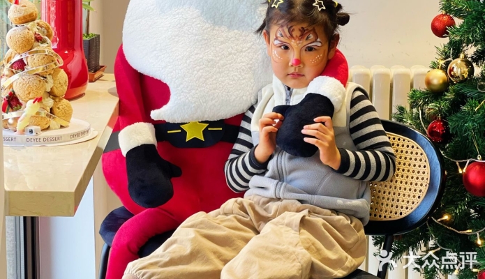 圣誕甜品赤峰店電話多少號-第1張圖片