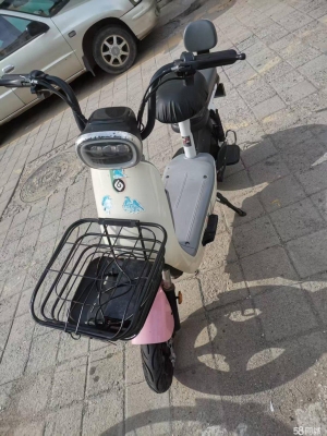 赤峰街頭電動車店電話號碼-第1張圖片