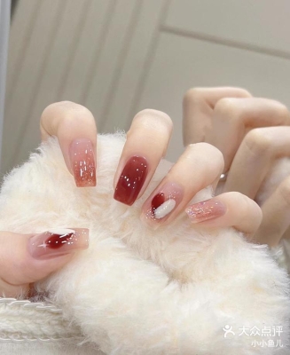 赤峰小魚(yú)兒美甲店電話地址查詢-第1張圖片