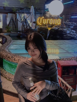 赤峰酒館招聘駐唱員電話號碼-第1張圖片