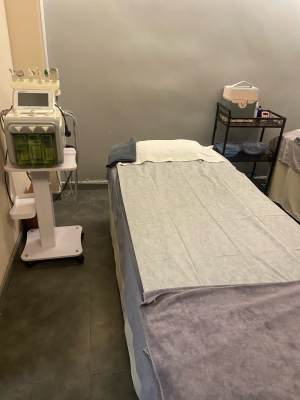 赤峰新奧美容院電話號碼-第1張圖片