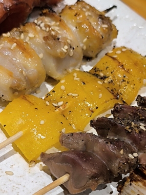 赤峰燒鳥屋日料店電話號碼-第1張圖片