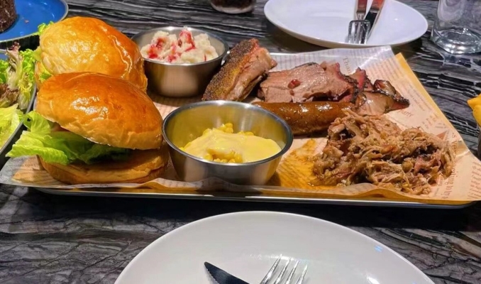 赤峰小吃城招工電話號(hào)碼查詢-第1張圖片