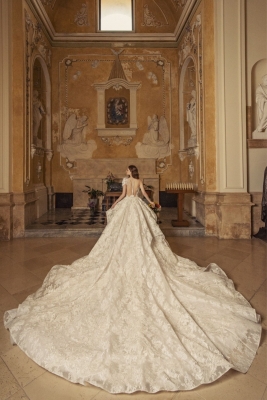 赤峰租高定服裝電話地址在哪-第1張圖片