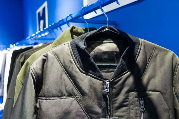 赤峰大陽女裝店地址電話號碼-第1張圖片