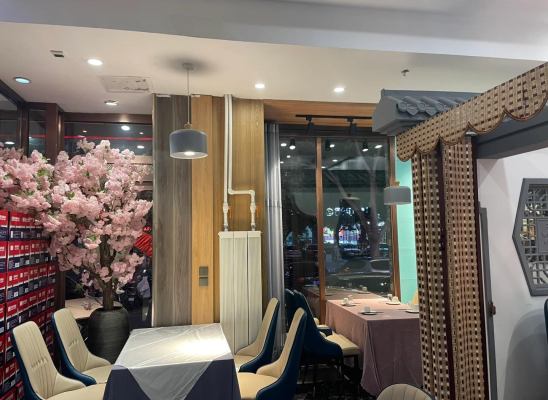 赤峰市當(dāng)?shù)靥厣埖觌娫捥?hào)碼-第1張圖片