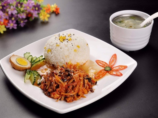 赤峰新城區(qū)盒飯訂餐電話號碼-第1張圖片