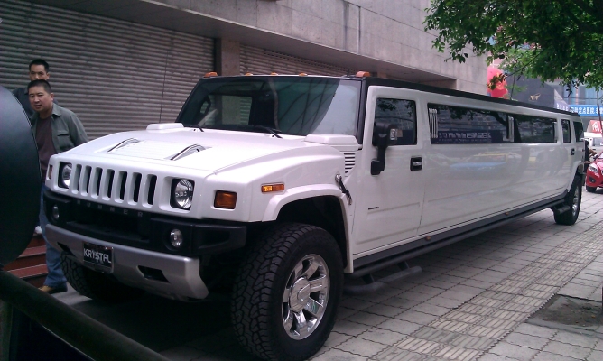 赤峰租悍馬車電話號(hào)碼多少-第1張圖片