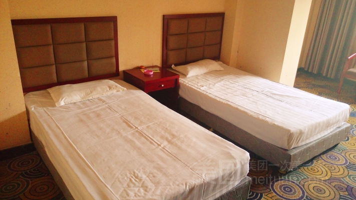 赤峰網(wǎng)客賓館團(tuán)購(gòu)電話(huà)號(hào)碼-第1張圖片