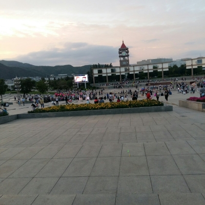 赤峰市喀喇沁旗職工醫(yī)院電話號碼-第1張圖片