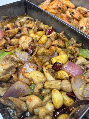 赤峰吃貨戳子肉店地址電話號碼-第1張圖片