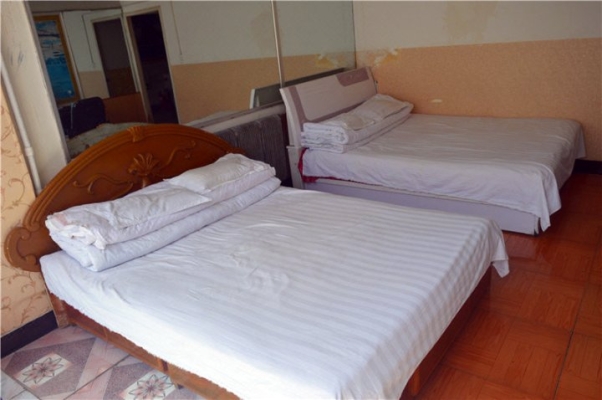 赤峰林西風(fēng)情社區(qū)電話號碼-第1張圖片