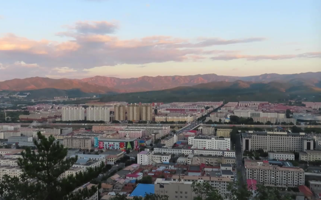 赤峰錦山鎮(zhèn)錦園社區(qū)電話號(hào)碼-第1張圖片