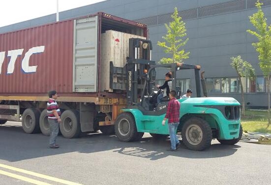 赤峰裝卸叉車出租電話多少號-第1張圖片