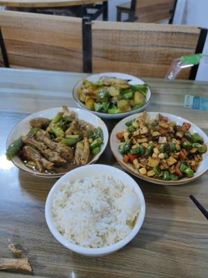 赤峰家常小菜館電話多少號-第1張圖片