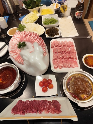 赤峰博物館美食推薦電話是多少-第1張圖片