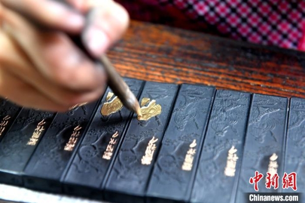 赤峰描金師傅電話號碼多少號-第1張圖片