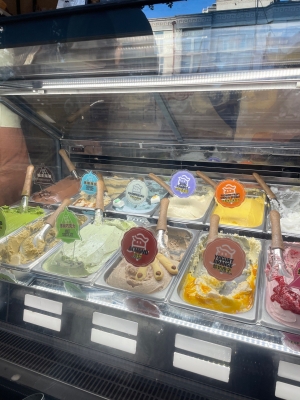 赤峰道冰淇淋店電話多少號(hào)-第1張圖片