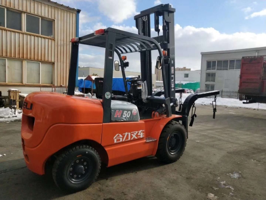 赤峰柴油叉車維修點電話號碼-第1張圖片