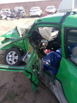 黃島回赤峰人找車電話號碼-第1張圖片