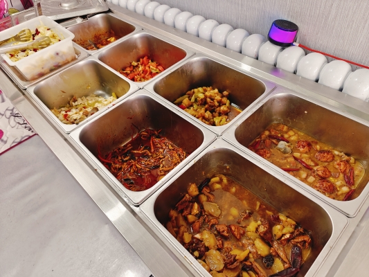 赤峰盒飯快餐電話多少啊-第1張圖片