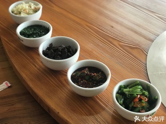 赤峰人民公社飯店的電話號碼-第1張圖片