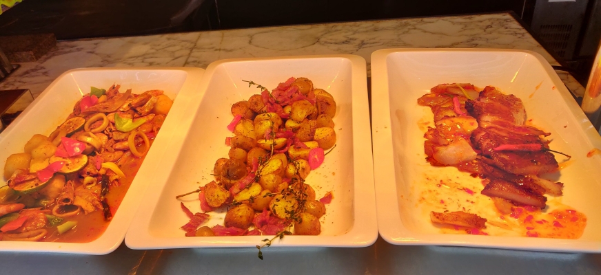 赤峰風(fēng)干肉餐廳電話號(hào)碼查詢-第1張圖片